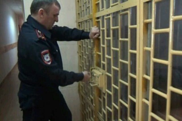 В Перми 10 человек задержаны за мошенничество с противопожарными системами