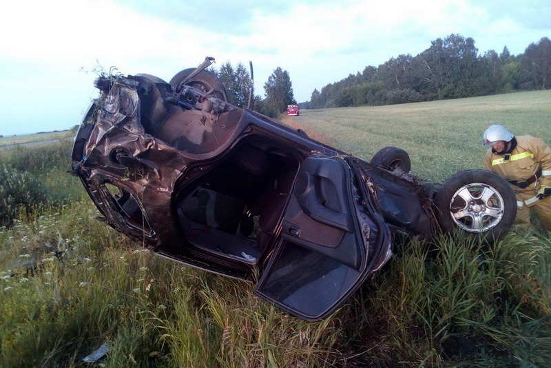 Водитель иномарки погиб в ДТП на поселковой дороге в Шадринском районе