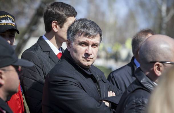 Глава украинской милиции обвинил Порошенко в «бессовестной лжи»