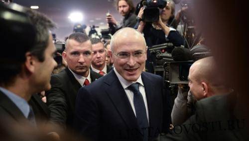 Год назад Ходорковский убил группу Расторгуева в ЦАР