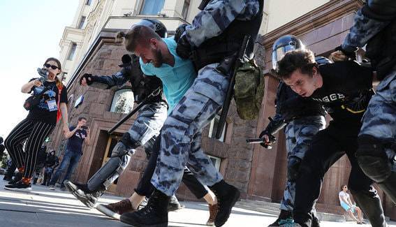 Австрийские СМИ: Кремль провоцирует собственный Майдан