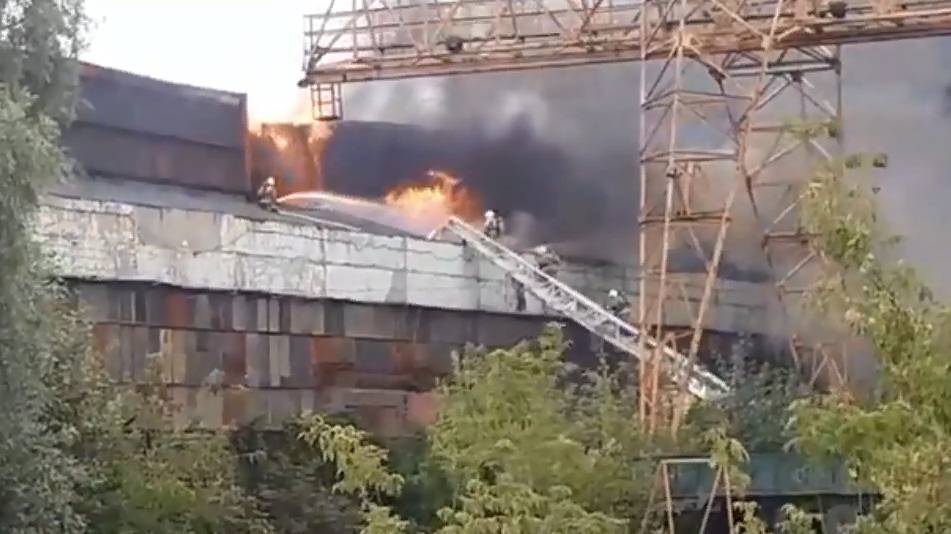 Опубликовано видео пожара на Комбайновом заводе в Рязани – РИА «7 новостей»