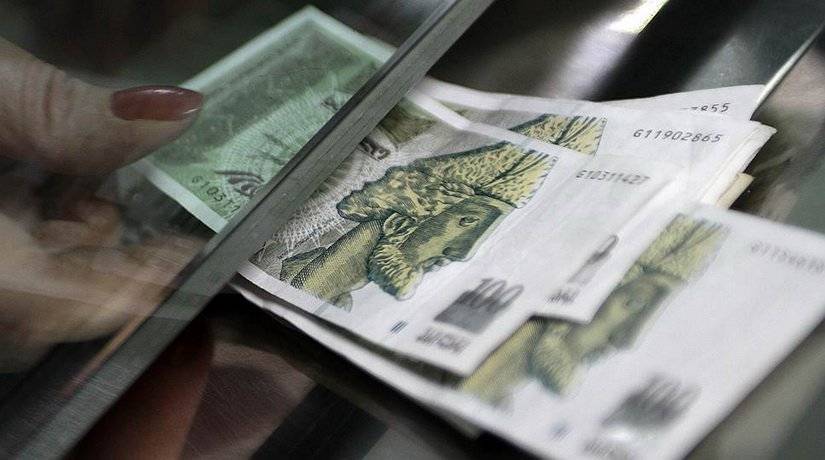 Русофобия обернулась Грузии обвалом лари: национальную валюту могут спасти, избавившись от доллара