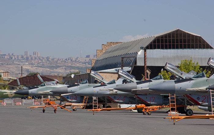 Небесный форсаж: в Армении прошли военные учения российских летчиков