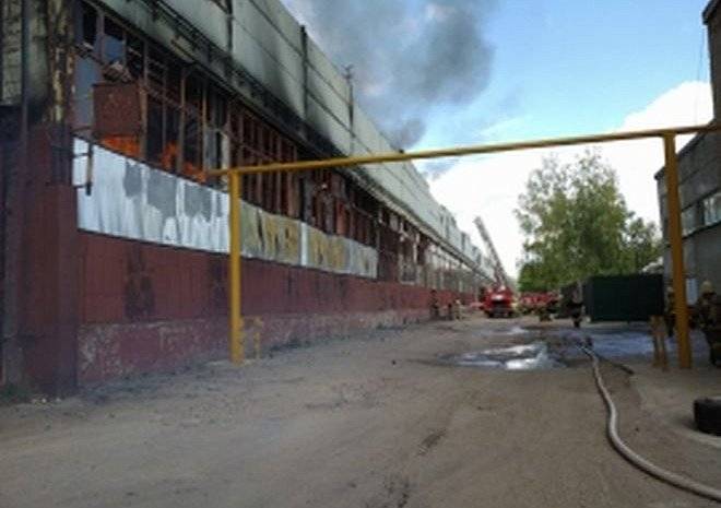 МЧС: пожар на Комбайновом заводе ликвидирован