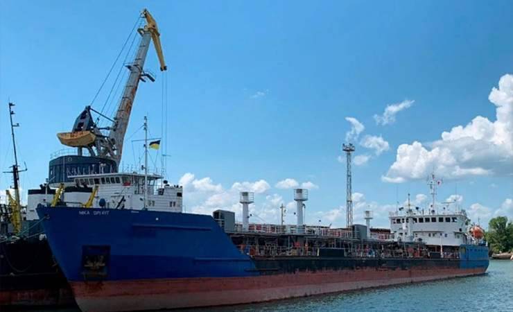 Украина арестовала задержанный российский танкер