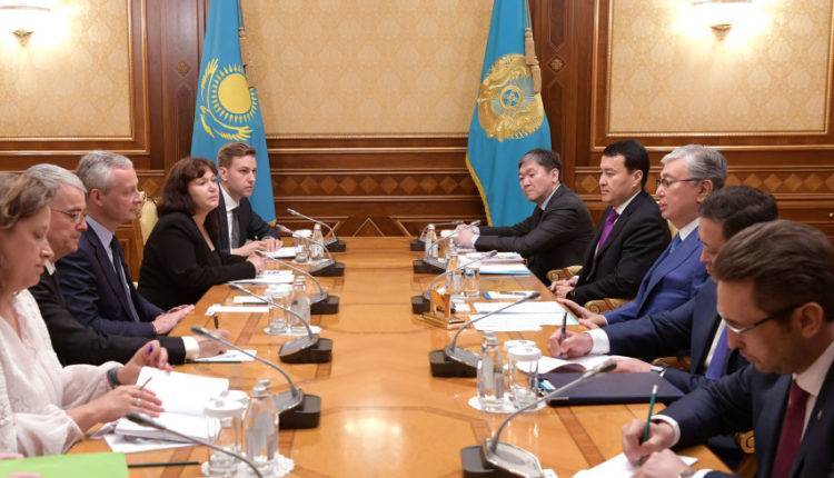 Казахстан назван стратегическим партнером Франции
