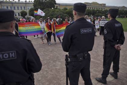 ЛГБТ-активистка покинула Россию после обращения к Кадырову и последовавших угроз