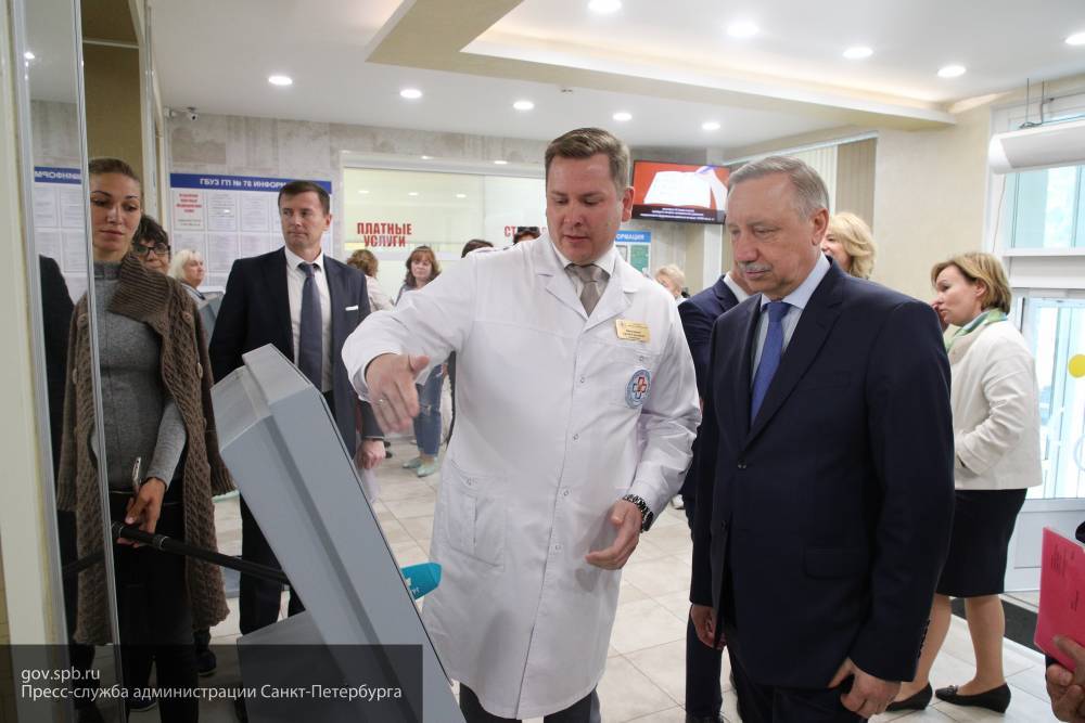 Беглов анонсировал оформление электронных медкарт петербуржцам к концу 2020 года