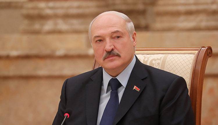 Лукашенко: Выборы президента Беларуси пройдут строго по закону