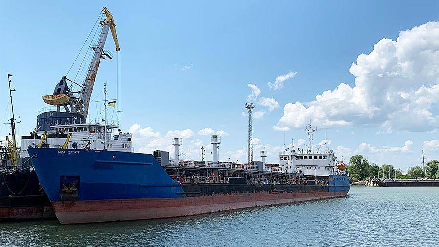 Адвокат сочла арест российского судна шантажом со стороны Киева