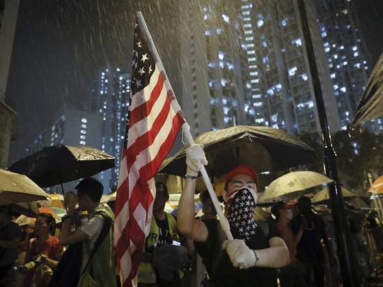 Китай обвинил США в причастности к беспорядкам в Гонконге