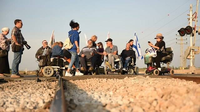 В Израиле возобновляются демонстрации протеста инвалидов