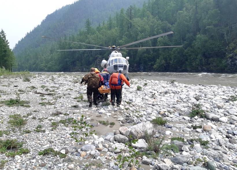 Спасатели эвакуировали тургруппу из Окинского района Бурятии