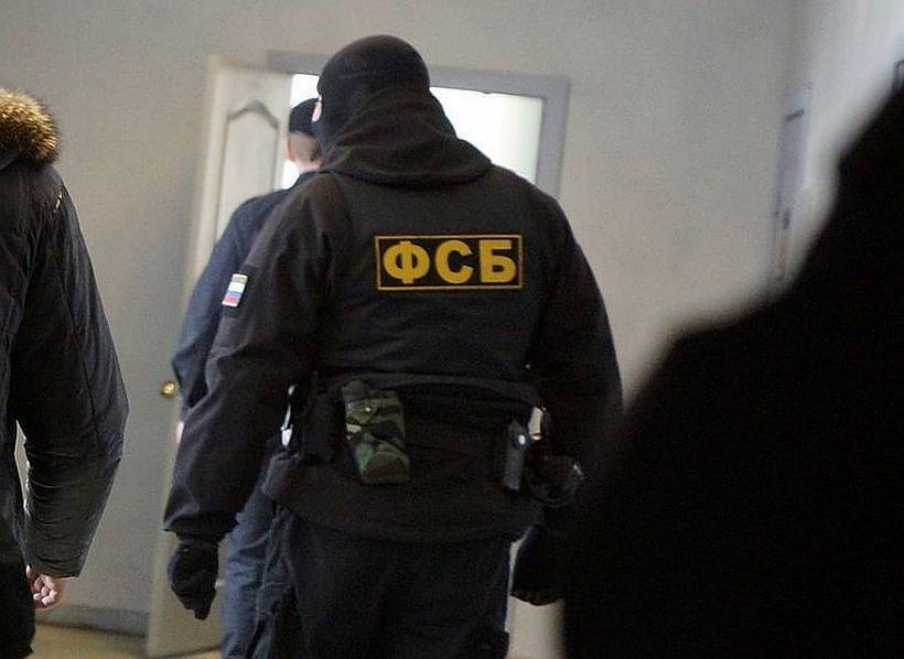 ФСБ и МВД проводят в Москве массовые обыски у участников акции 27 июля — ТАСС