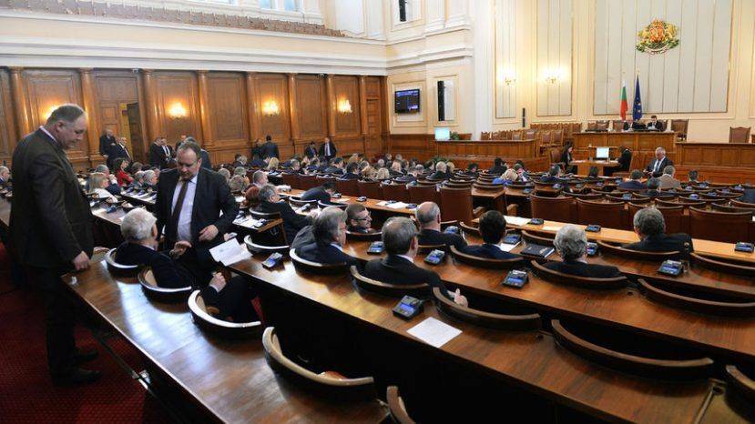 Парламент Болгарии может проголосовать за отмену антироссийских санкций