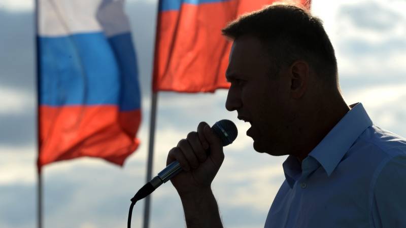 Экс-сотрудник ФБК рассказал, что своих волонтеров Навальный считает бесправными рабами