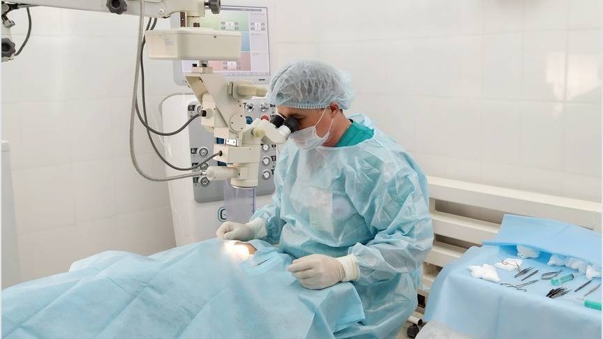 Пациентов с катарактой в регионе будут лечить по-новому