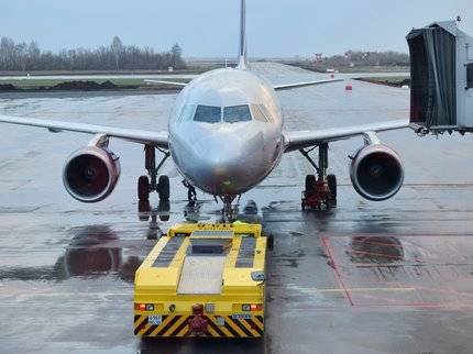 В уфимском аэропорту отменен рейс в Самару и задержан самолет в Москву