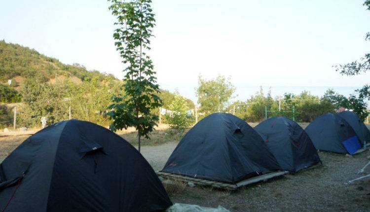 В Свердловской области выявили шесть несанкционированных палаточных лагерей