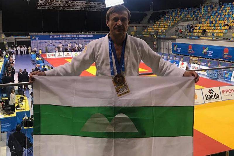 Курганский дзюдоист Олег Лаврентьев стал призером чемпионата Европы среди ветеранов
