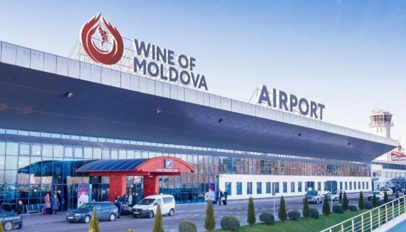 Додон посоветовал россиянам не прицениваться к аэропорту Кишинева | Политнавигатор
