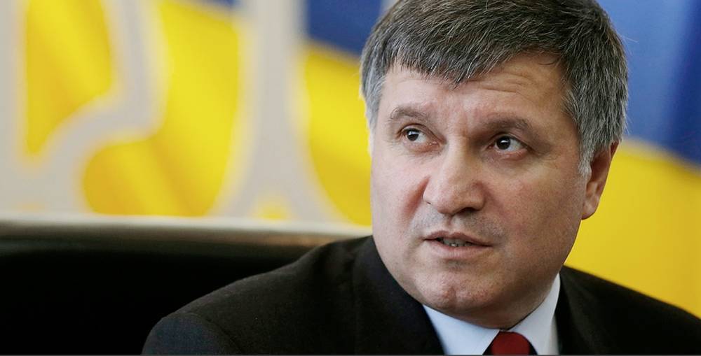 Аваков поделился с ЦИК информацией, которая поставит крест на амбициях Клюева: "Покинул Украину"
