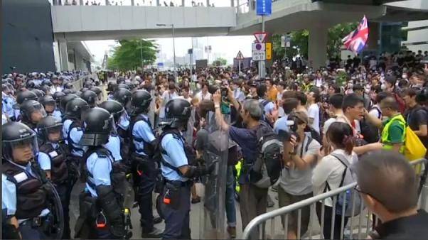 В Гонконге задержаны 12 участников протестных акций