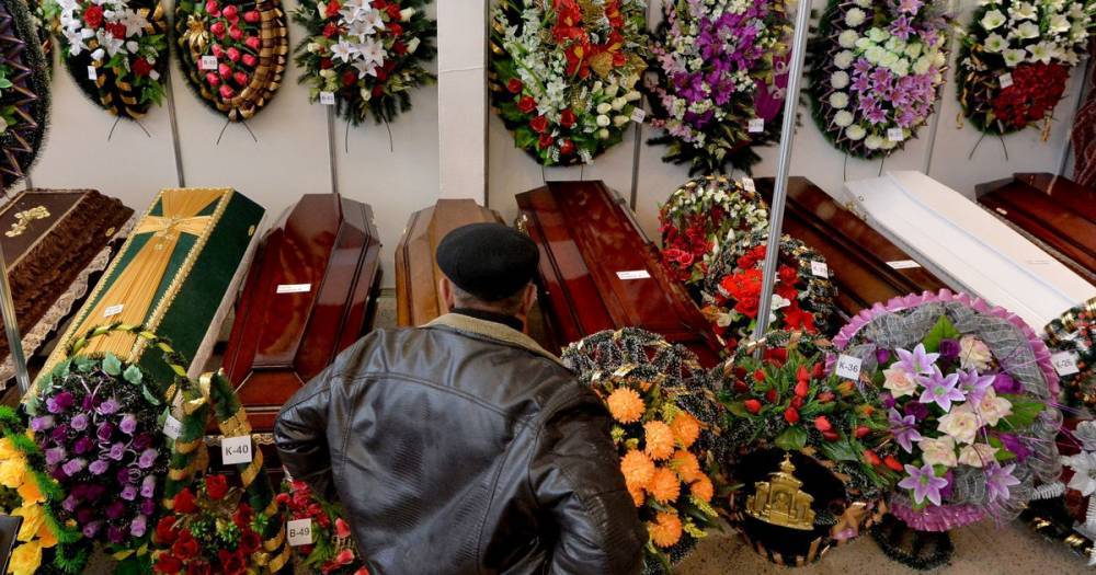 В России ввели госстандарт на похороны