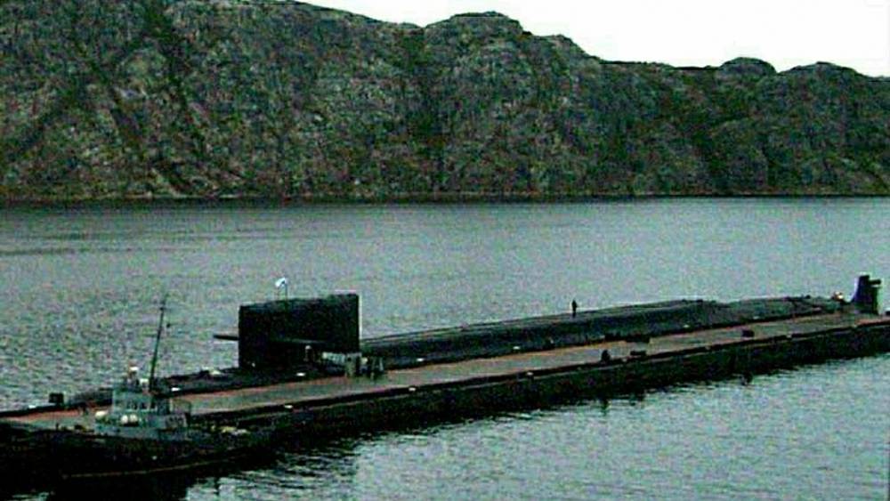 Появилась фотография подводной лодки "Лошарик" после гибели моряков