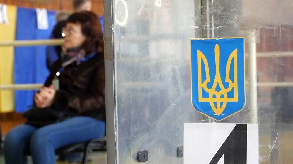 Наблюдатели ПАСЕ досрочно покинули Украину