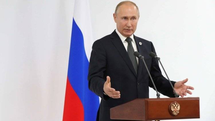 Путин рассказал об условиях диалога с новыми украинскими властями