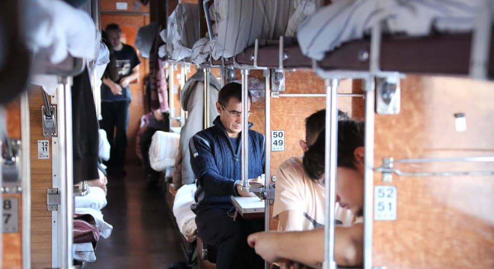 5 лайфхаков в поезде, которые сильно облегчат поездку