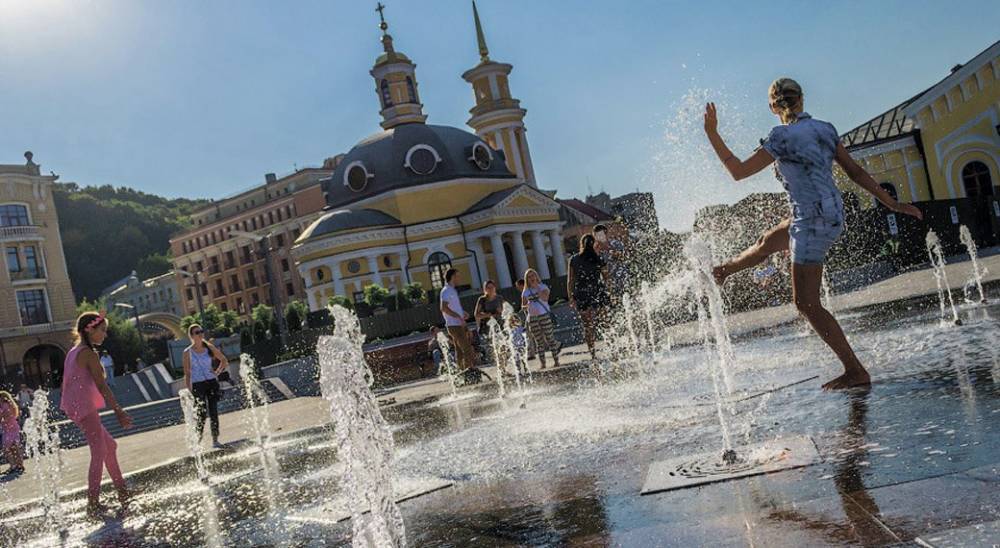 Погода приготовит украинцам неожиданный сюрприз в августе: лето уйдет с концами