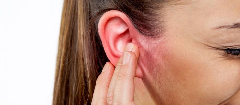 Болит ухо от сережки: что делать, причины, методы лечения — Информационное Агентство "365 дней"