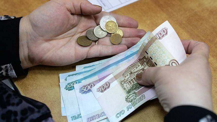 В Кировской области работники сельхозпредприятия получили зарплату ниже МРОТ