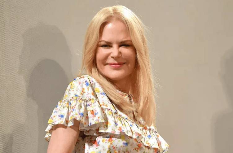 52-летняя Николь Кидман удивила своей «ботоксной» внешностью гостей кинофестиваля в Таормине