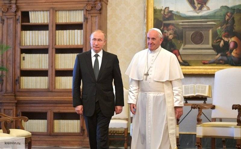 В Ватикане сообщили, что папа Римский доволен встречей с Путиным