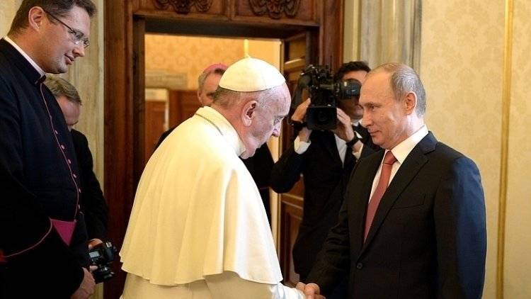 Путин в «прямом эфире» встретился с папой римским Франциском
