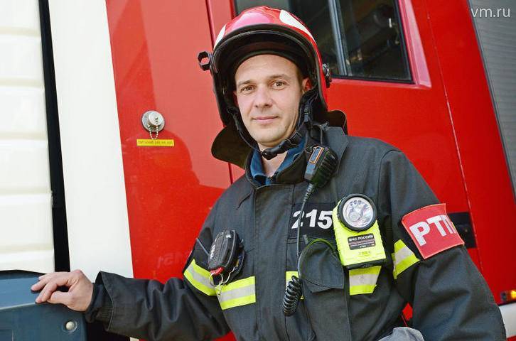 Пожарные ликвидировали возгорание частного деревянного строения в Кокошкине