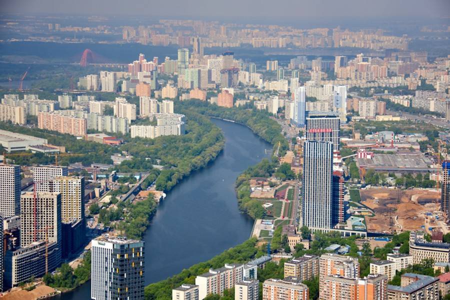 Концентрация вредных выбросов от автомобилей в Москве снизилась вдвое