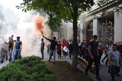Беспорядки в Тбилиси признали попыткой свергнуть власть