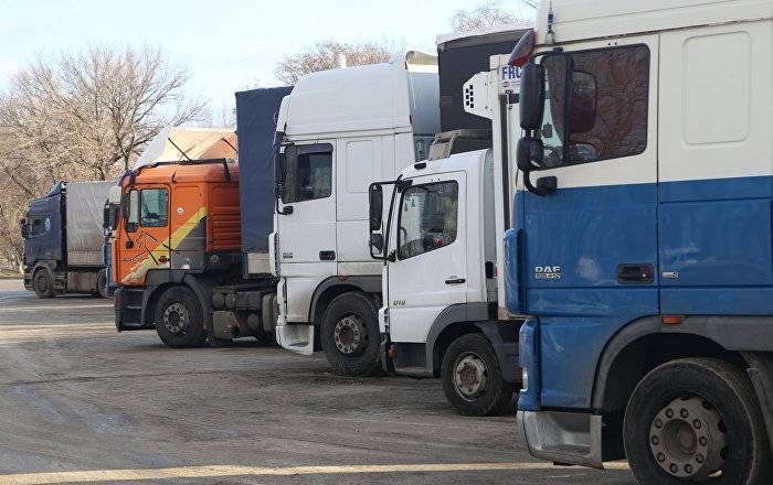 ЕС требует: в Армении ужесточат правила выдачи прав водителям грузовиков