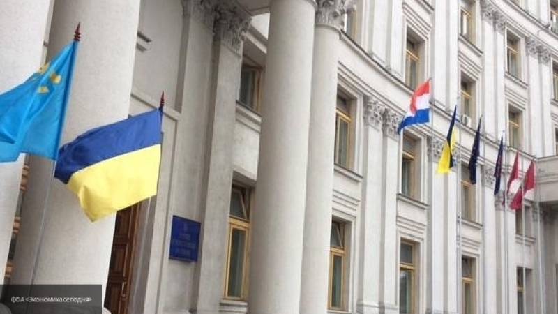 Посла Венгрии вызвали "на ковер" в украинский МИД