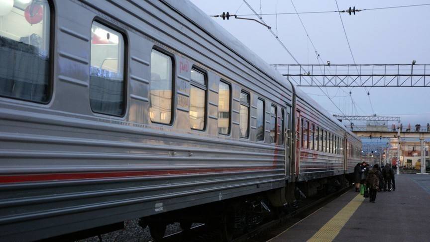 Сбежавшую от родителей пермячку сняли с поезда в Кирове