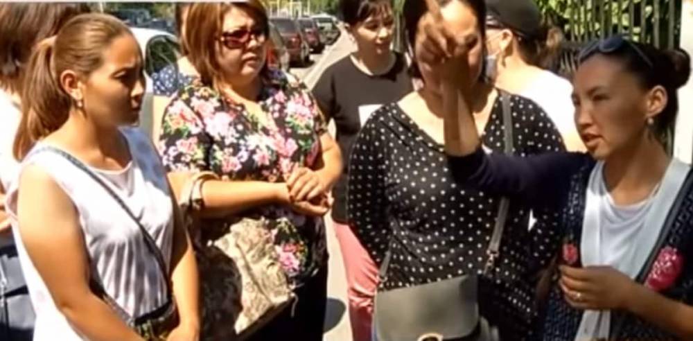 Многодетные мамы пожаловались на перебои в выплатах АСП в Алматинской области
