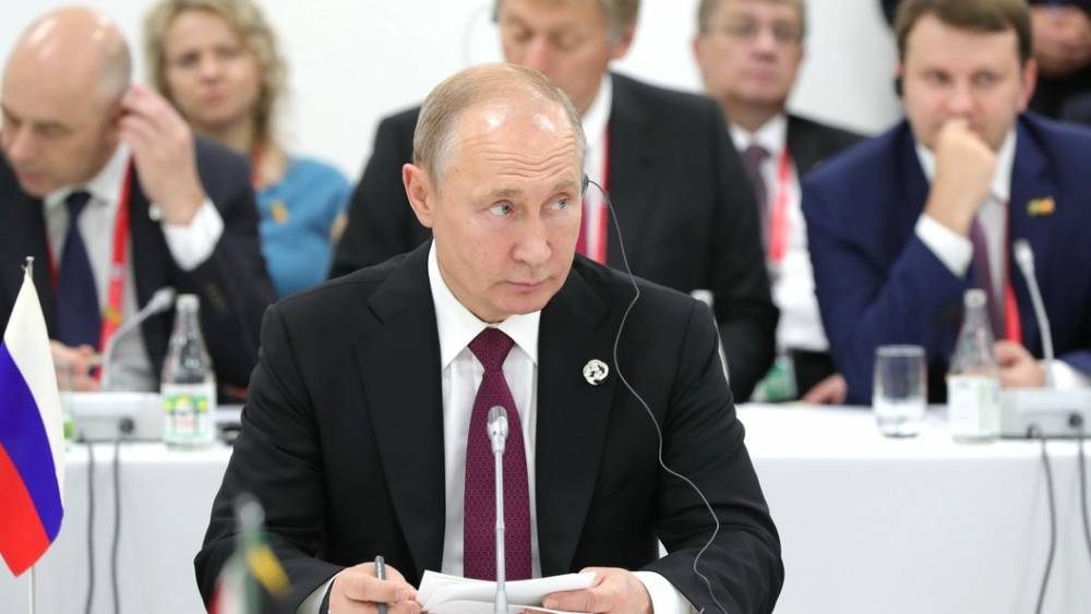"Как-то не вяжется": Путин в Италии указал на противоречия в публичных заявлениях Зеленского