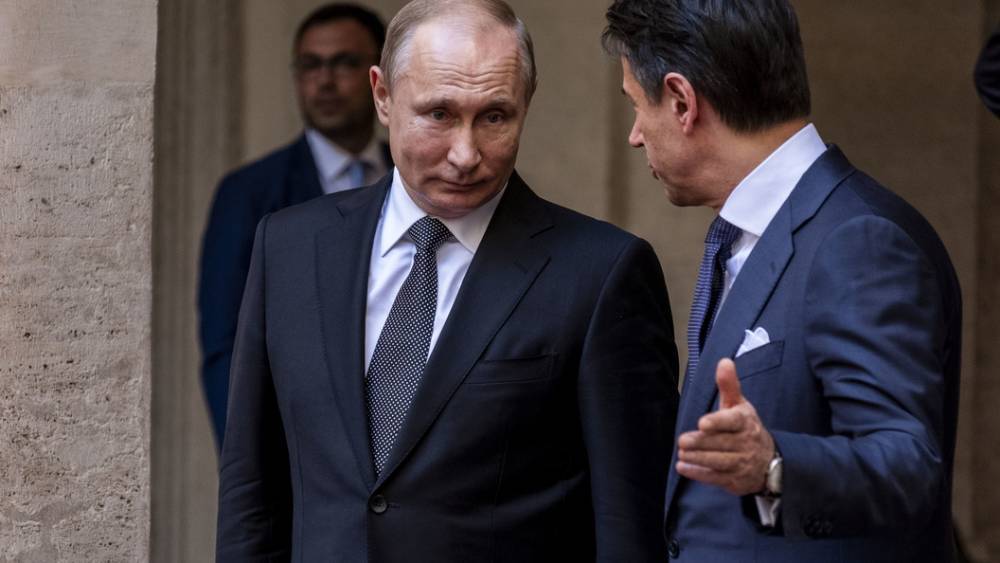 "Вот кого бы мы хотели в Италии". Заявления в поддержку Путина в Риме перекрыли санкционную повестку