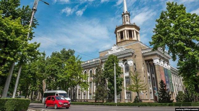 Избитый в центре Бишкека гражданин Нигерии скончался в коме