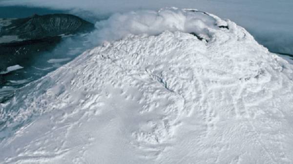 Огромное, редкое и таинственное озеро лавы, найденное в Антарктике